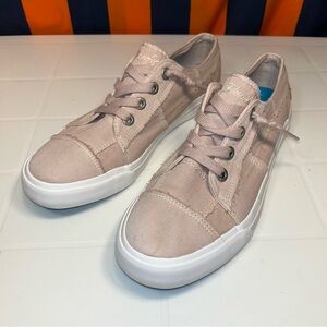 Blowfish Malibu Womens Sneakers Size 20 Style ZS001 Color Pink great condition